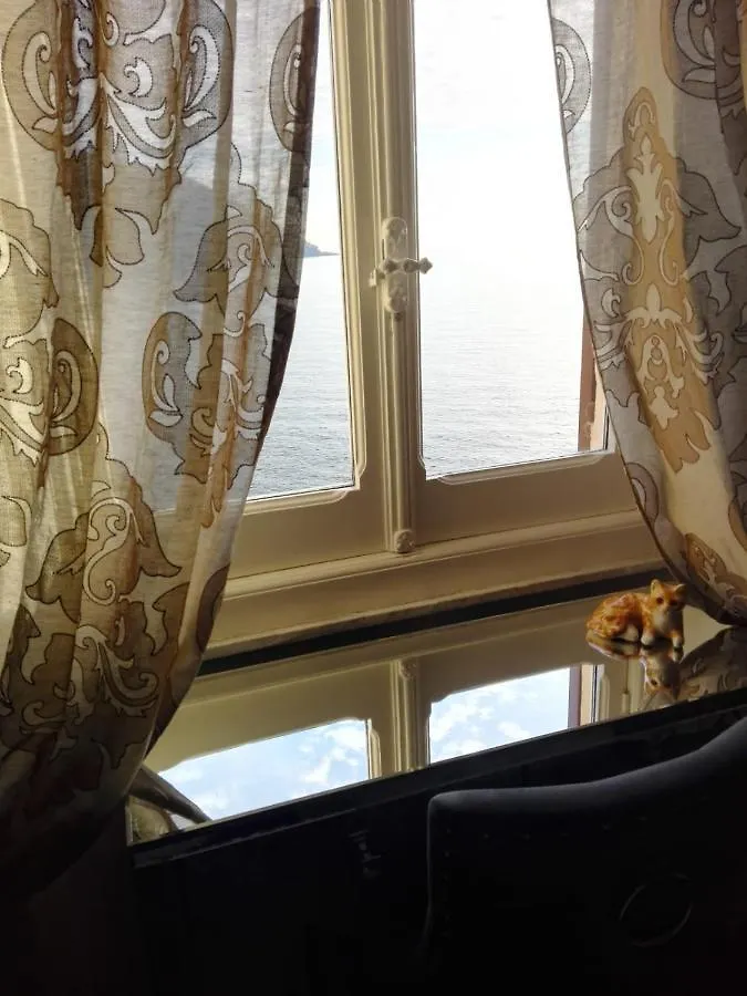 ***  Villino Miramare Bed & Breakfast Recco Italy