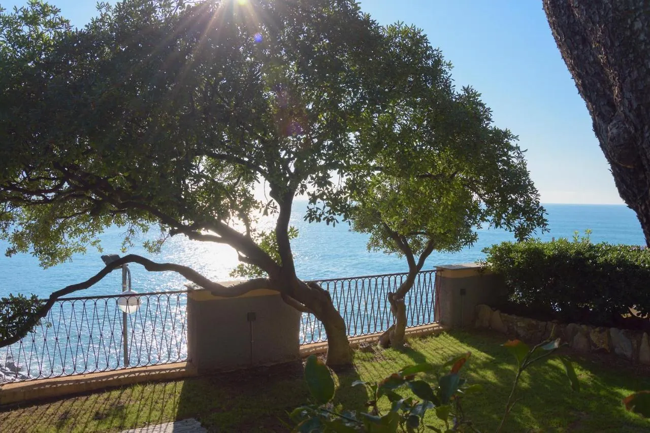 Villino Miramare Bed and Breakfast Recco Italië